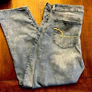 Women’s American Eagle Skinny stretch jeans size 14